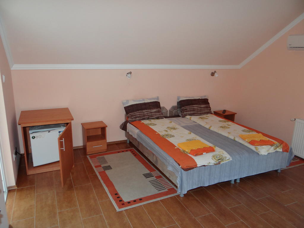 Marinica Apartman Hajdúszoboszló Zimmer foto