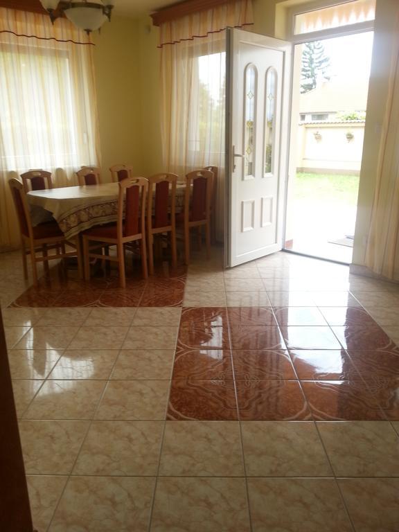 Marinica Apartman Hajdúszoboszló Exterior foto